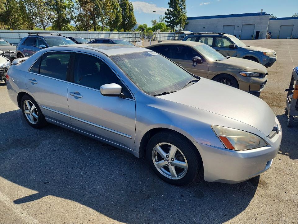 Photo 4 from auction – 2003 HONDA ACCORD with VIN JHMCM56713C079988