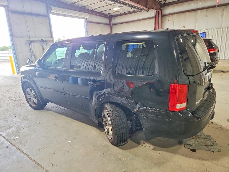 Photo 2 from auction – 2012 HONDA PILOT with VIN 5FNYF4H73CB005323