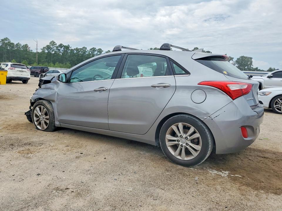 Photo 2 from auction – 2013 HYUNDAI ELANTRA GT with VIN KMHD35LE6DU090956