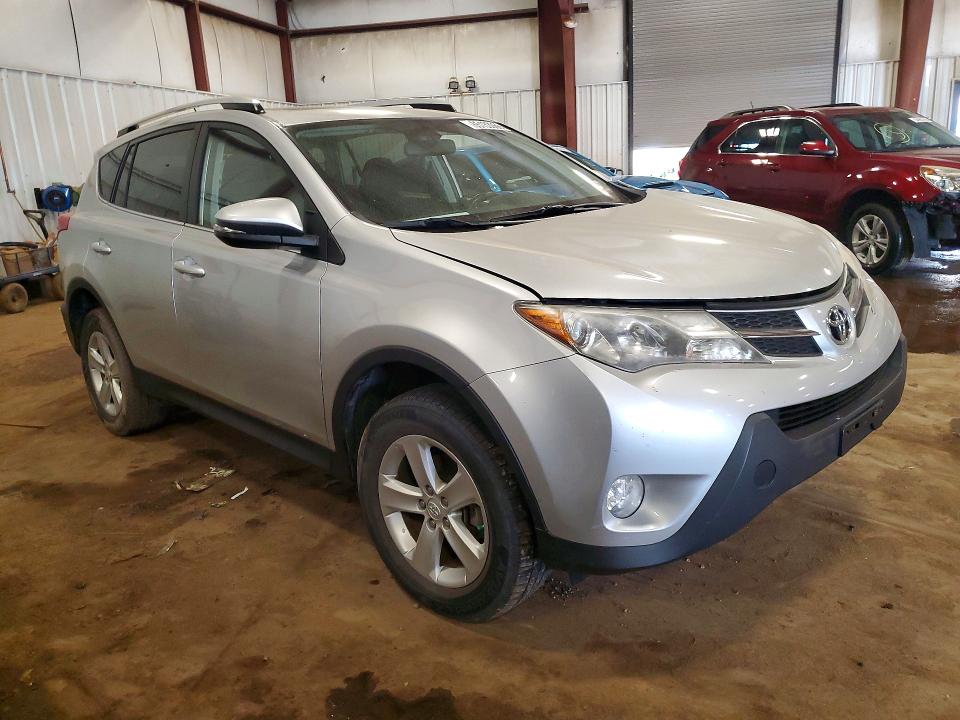 Photo 4 from auction – 2013 TOYOTA RAV4 with VIN JTMRFREV0DD009701