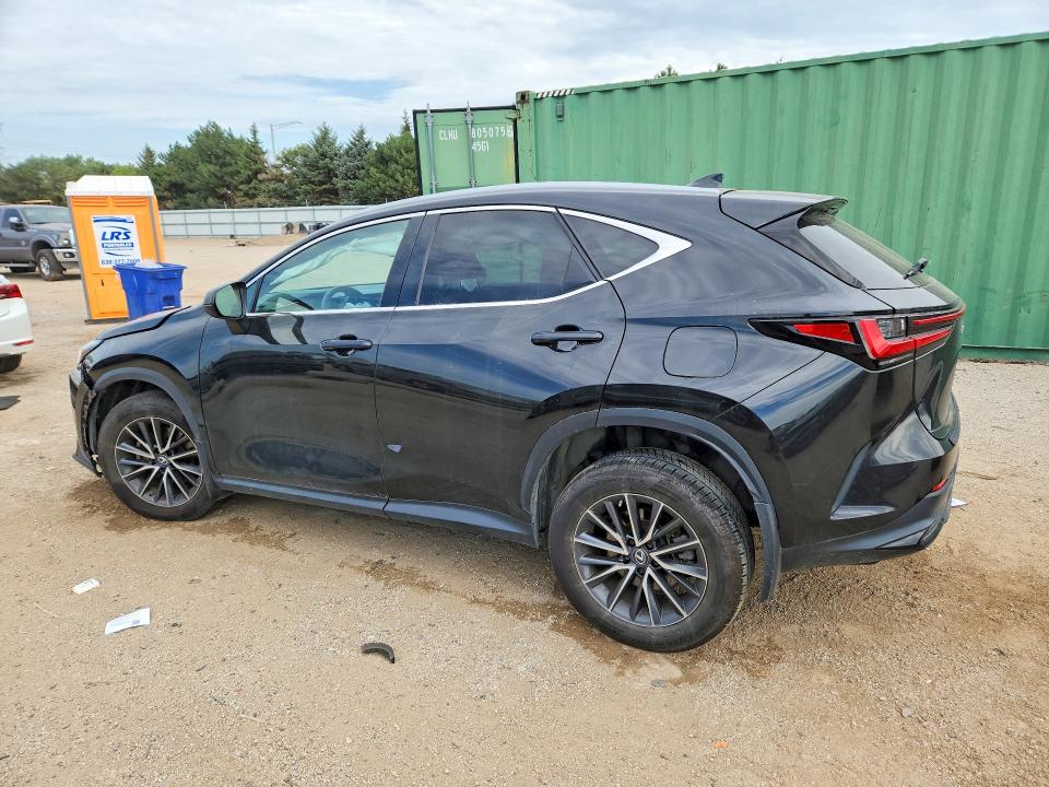 Фото 2 с аукциона – 2023 LEXUS NX с VIN 2T2AKCEZ2PC012749