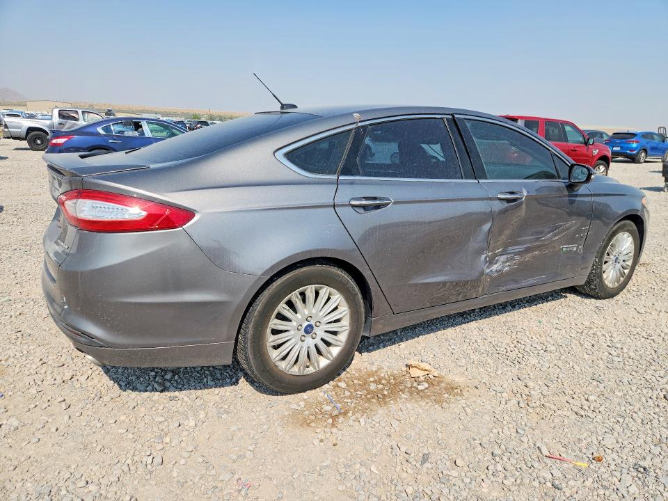 Photo 3 from auction – 2014 FORD FUSION with VIN 3FA6P0SUXER306612