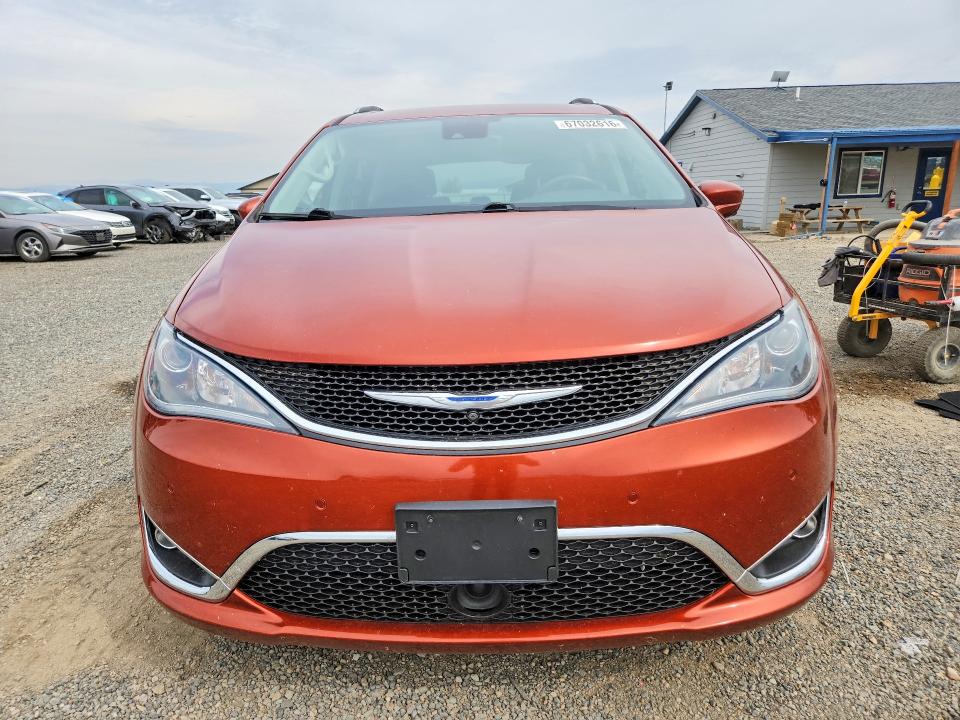 Photo 5 from auction – 2018 CHRYSLER PACIFICA with VIN 2C4RC1BG5JR182641