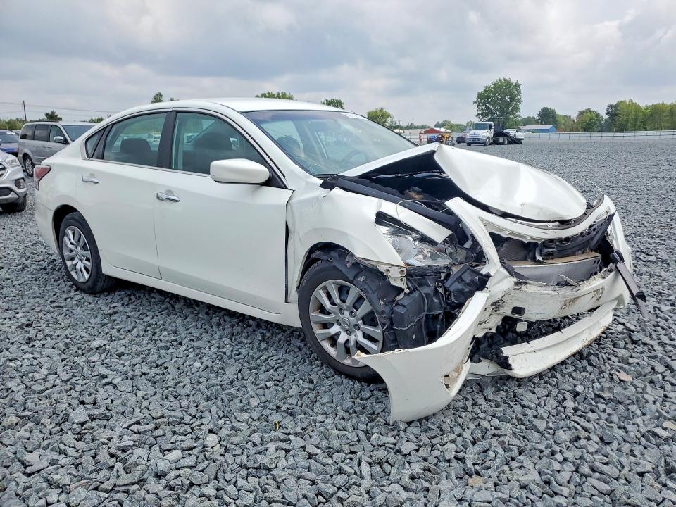 Photo 4 from auction – 2015 NISSAN ALTIMA with VIN 1N4AL3AP0FC434196