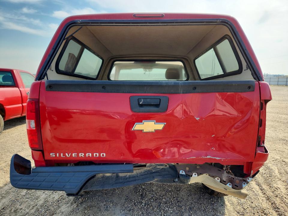 Photo 6 from auction – 2008 CHEVROLET SILVERADO with VIN 1GCEC14C08Z290402
