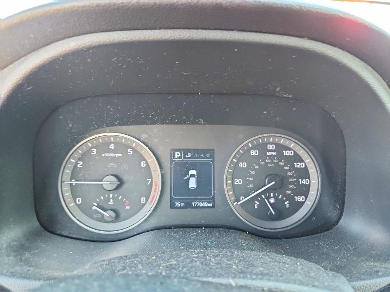 Photo 9 from auction – 2018 HYUNDAI TUCSON with VIN KM8J33A48JU614315