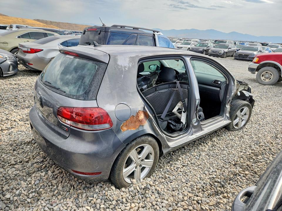 Photo 3 from auction – 2012 VOLKSWAGEN GOLF with VIN WVWNM7AJ0CW045936