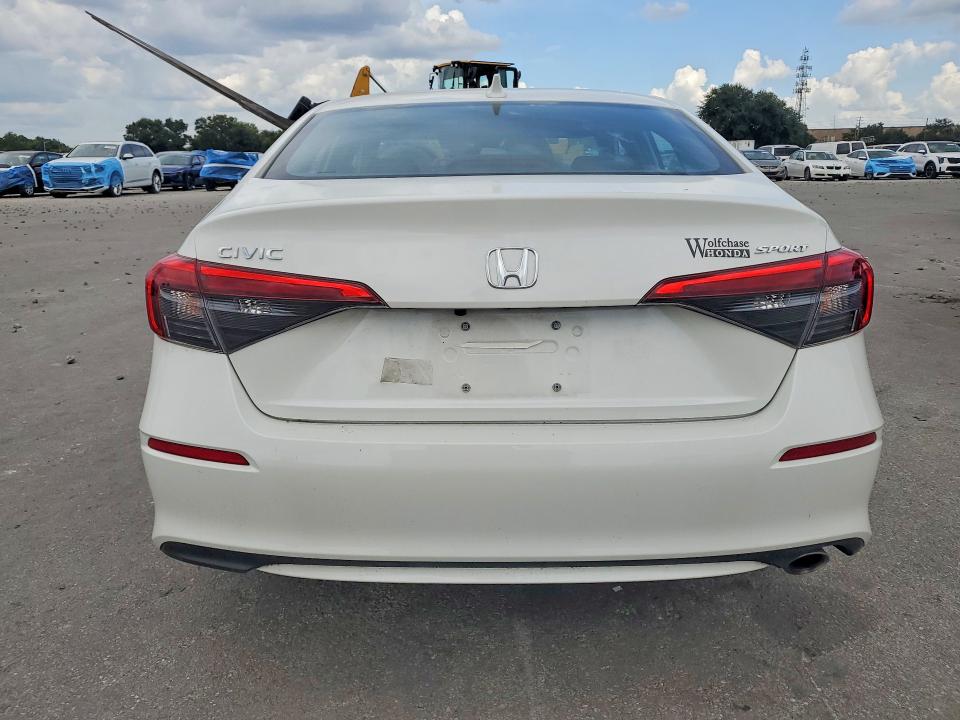 Photo 6 from auction – 2024 HONDA CIVIC with VIN 2HGFE2F55RH532655