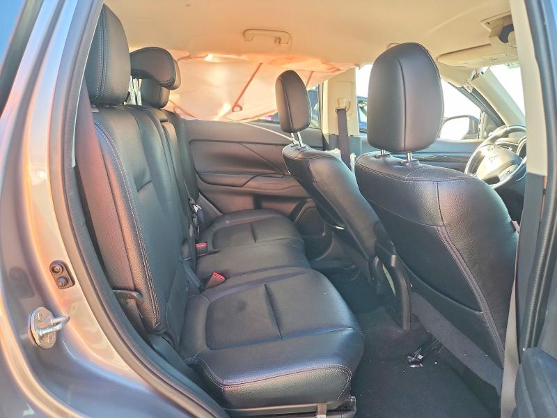 Photo 10 from auction – 2018 MITSUBISHI OUTLANDER with VIN JA4AD3A39JZ008740