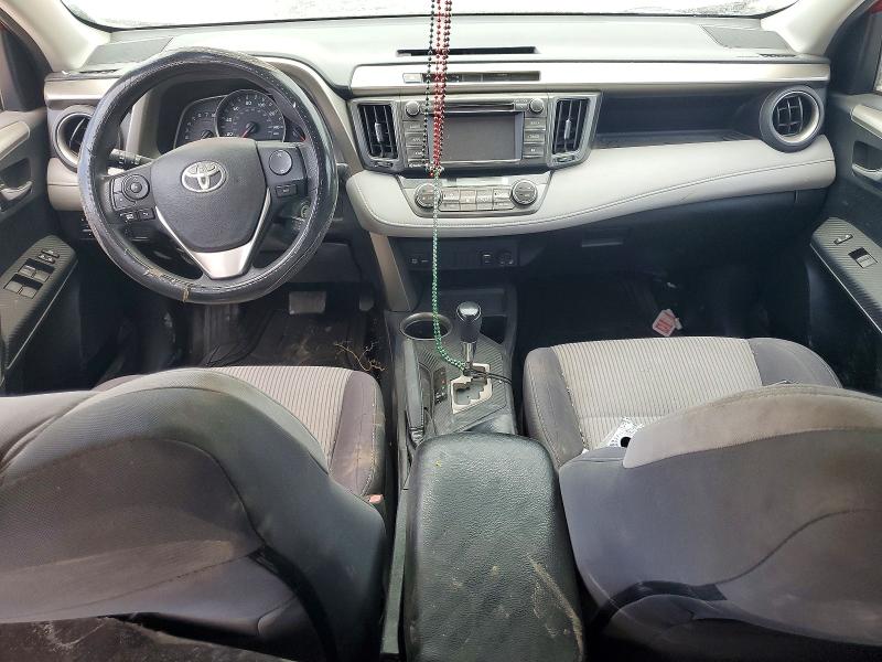 Photo 8 from auction – 2015 TOYOTA RAV4 with VIN 2T3WFREV0FW167190