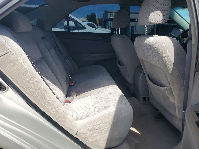 Photo 10 from auction – 2004 TOYOTA CAMRY with VIN 4T1BE32K54U310746