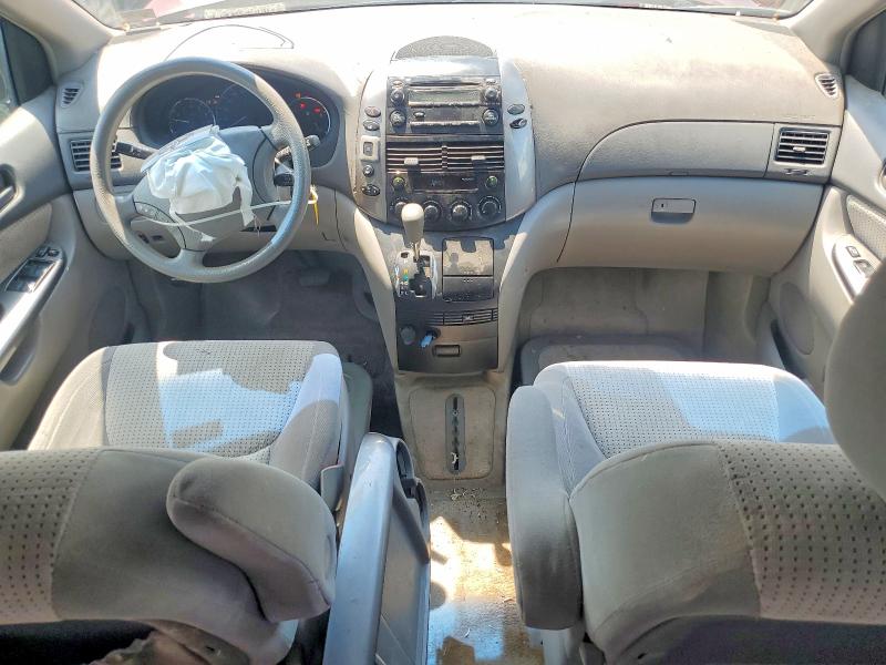 Photo 8 from auction – 2007 TOYOTA SIENNA with VIN 5TDZK23C37S025517