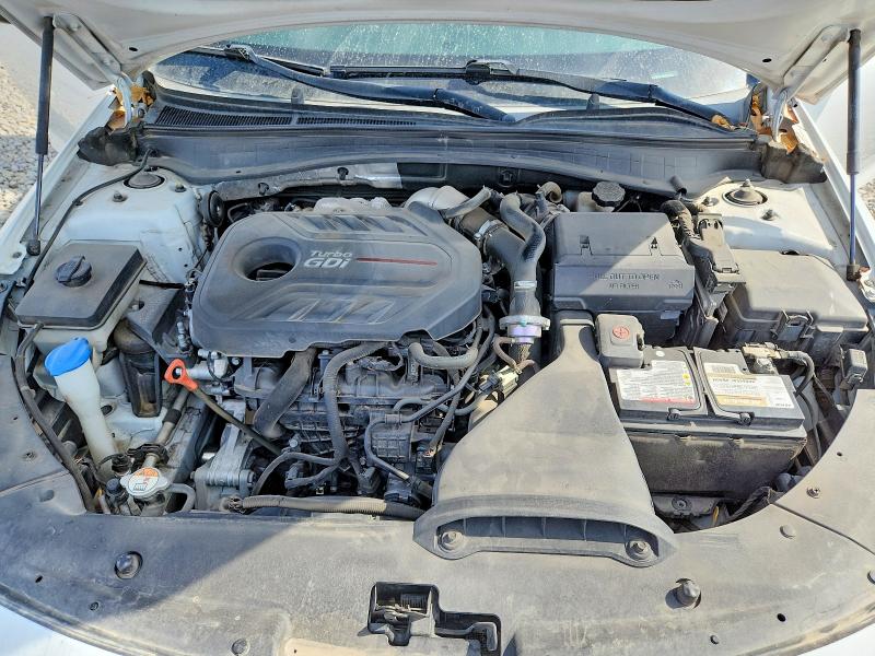 Photo 11 from auction – 2017 KIA OPTIMA with VIN 5XXGW4L23HG131659