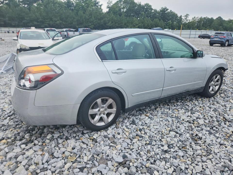 Photo 3 from auction – 2011 NISSAN ALTIMA with VIN 1N4AL2AP2BC170533