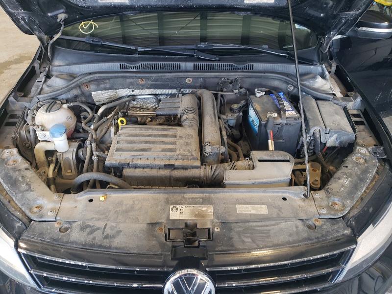 Photo 11 from auction – 2017 VOLKSWAGEN JETTA with VIN 3VWDB7AJ7HM306775