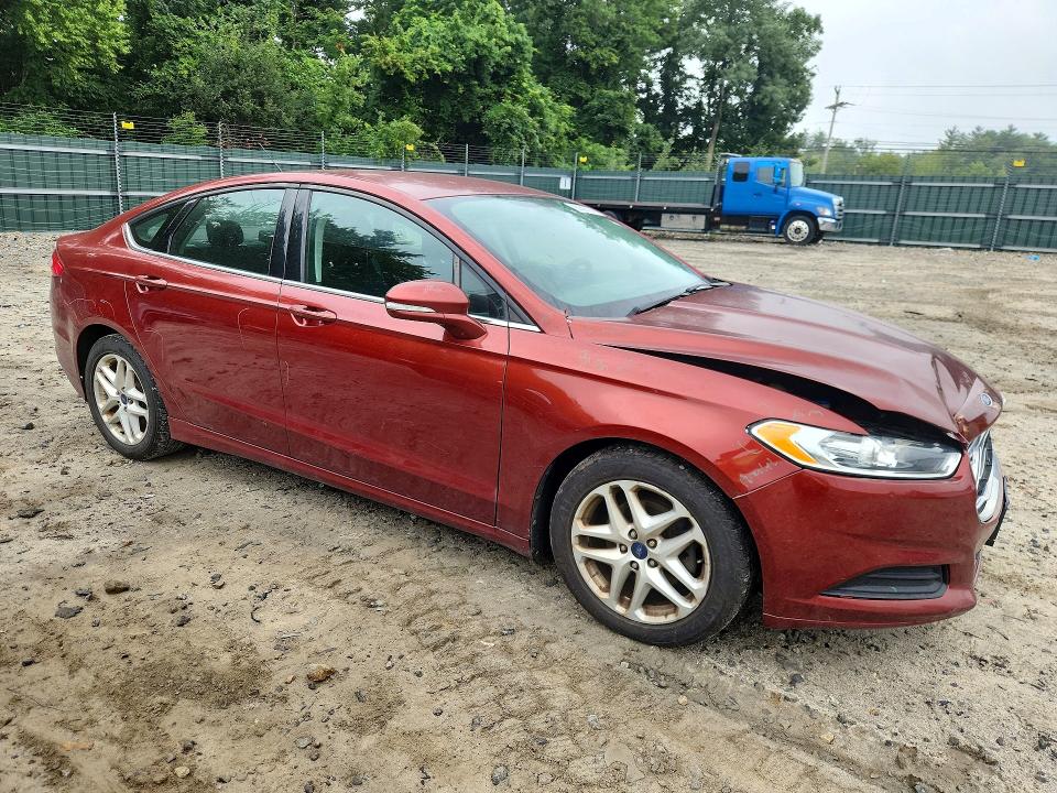 Photo 4 from auction – 2014 FORD FUSION with VIN 3FA6P0H71ER371091