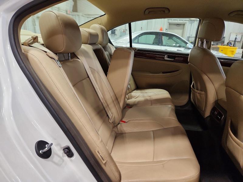 Photo 10 from auction – 2012 HYUNDAI GENESIS with VIN KMHGC4DD5CU180708