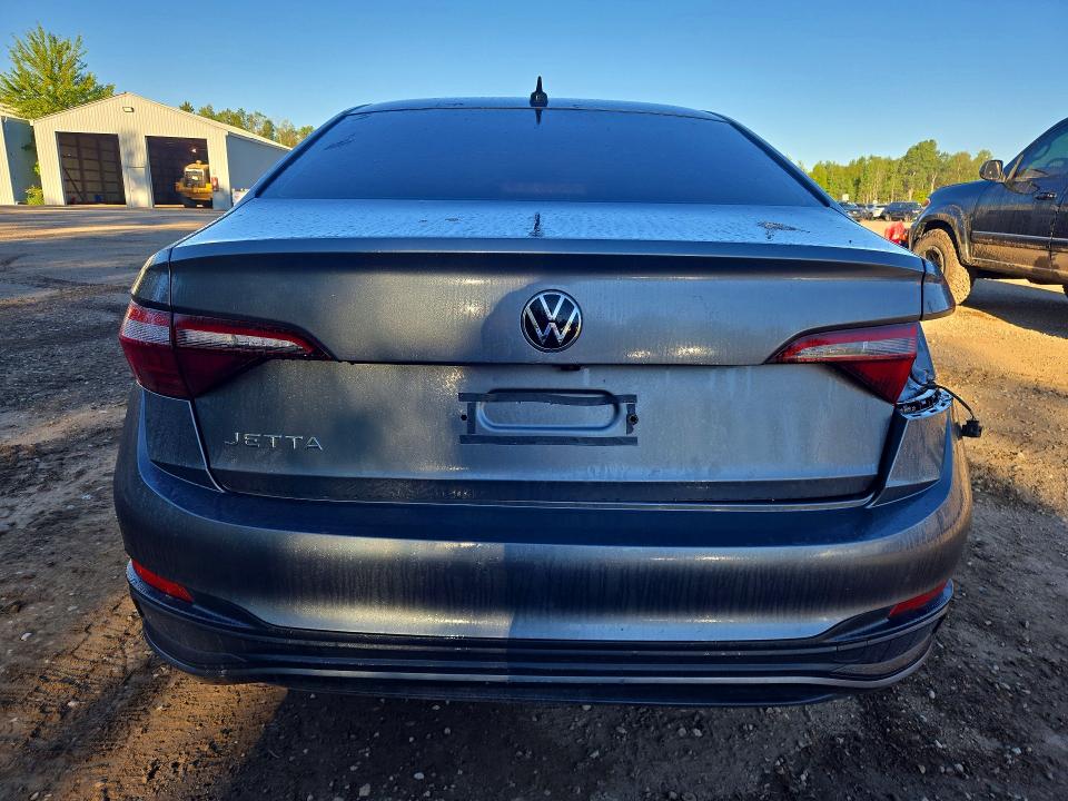 Снимка 6 от търг – 2023 VOLKSWAGEN JETTA с VIN 3VWSM7BU2PM043362