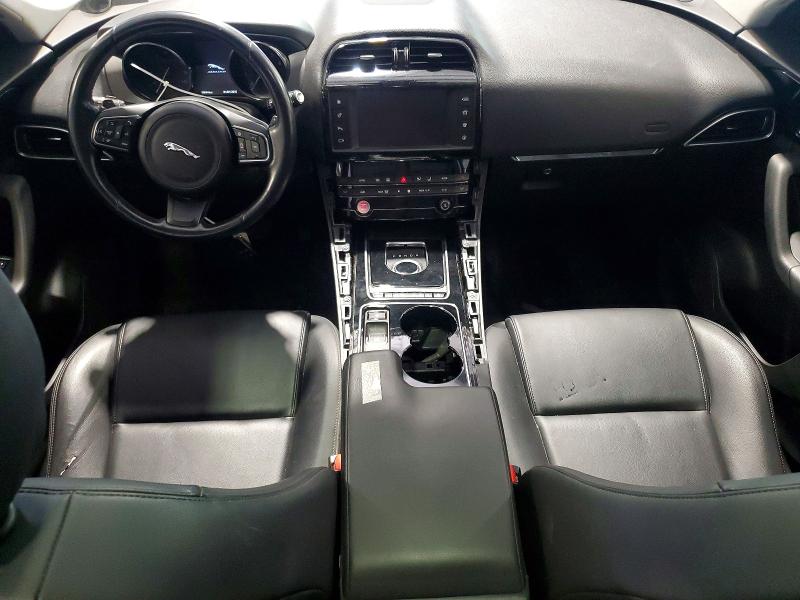 Photo 8 from auction – 2017 JAGUAR F-PACE with VIN SADCJ2BV4HA089905