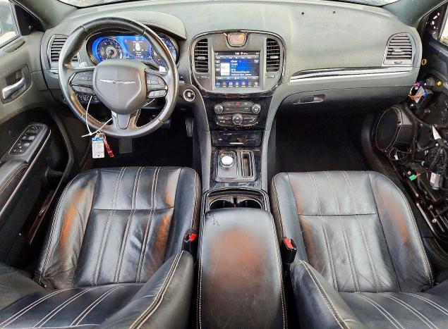 Zdjęcie 8 z aukcji – 2019 CHRYSLER 300 z VIN 2C3CCABG6KH682860