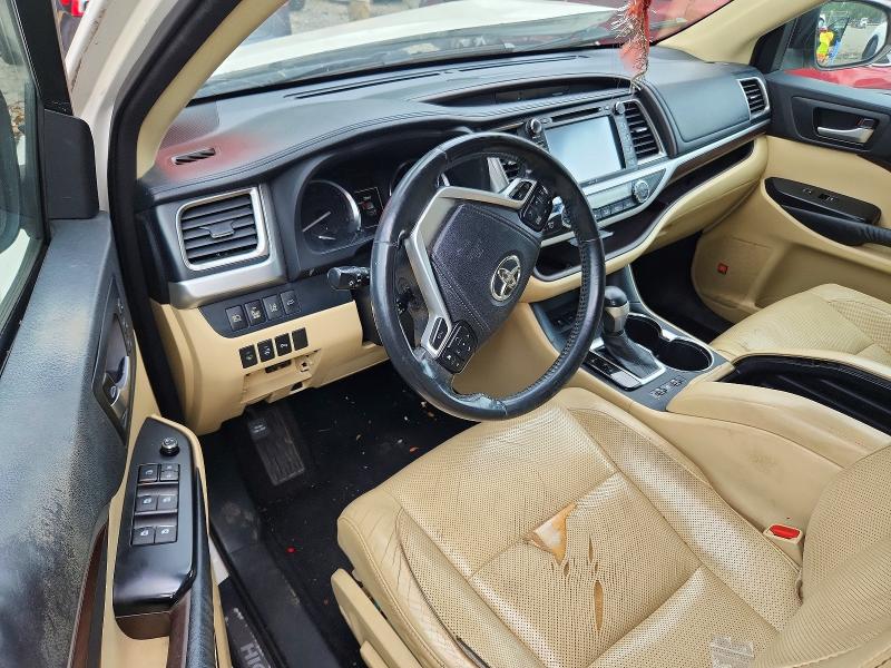 Photo 8 from auction – 2014 TOYOTA HIGHLANDER with VIN 5TDDKRFH1ES024891
