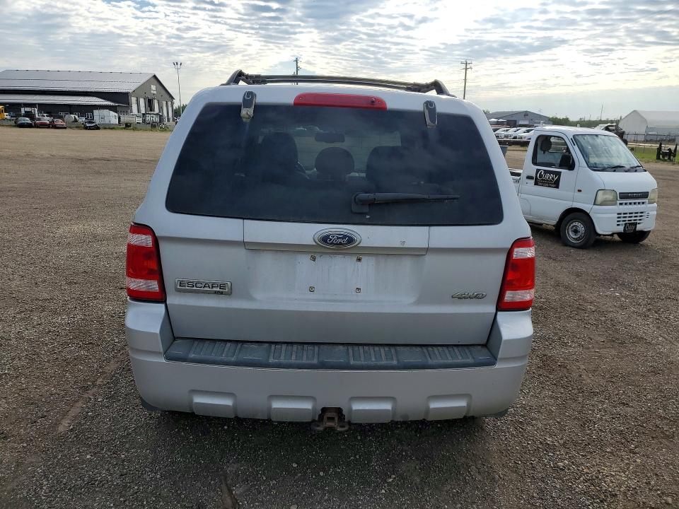 Photo 6 from auction – 2008 FORD ESCAPE with VIN 1FMCU93188KC79171