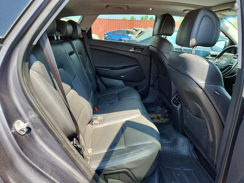 Photo 11 from auction – 2017 HYUNDAI TUCSON with VIN KM8J3CA22HU315203