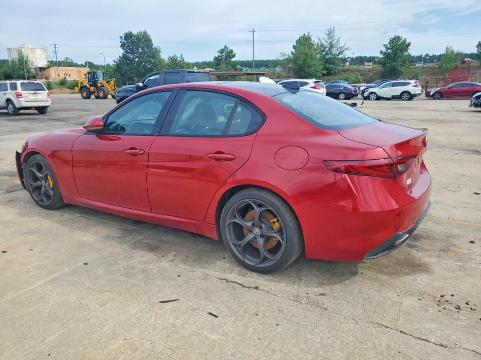 صورة رقم 2 من المزاد - 2017 ALFA ROMEO GIULIA مع VIN ZARFAECN1H7561781