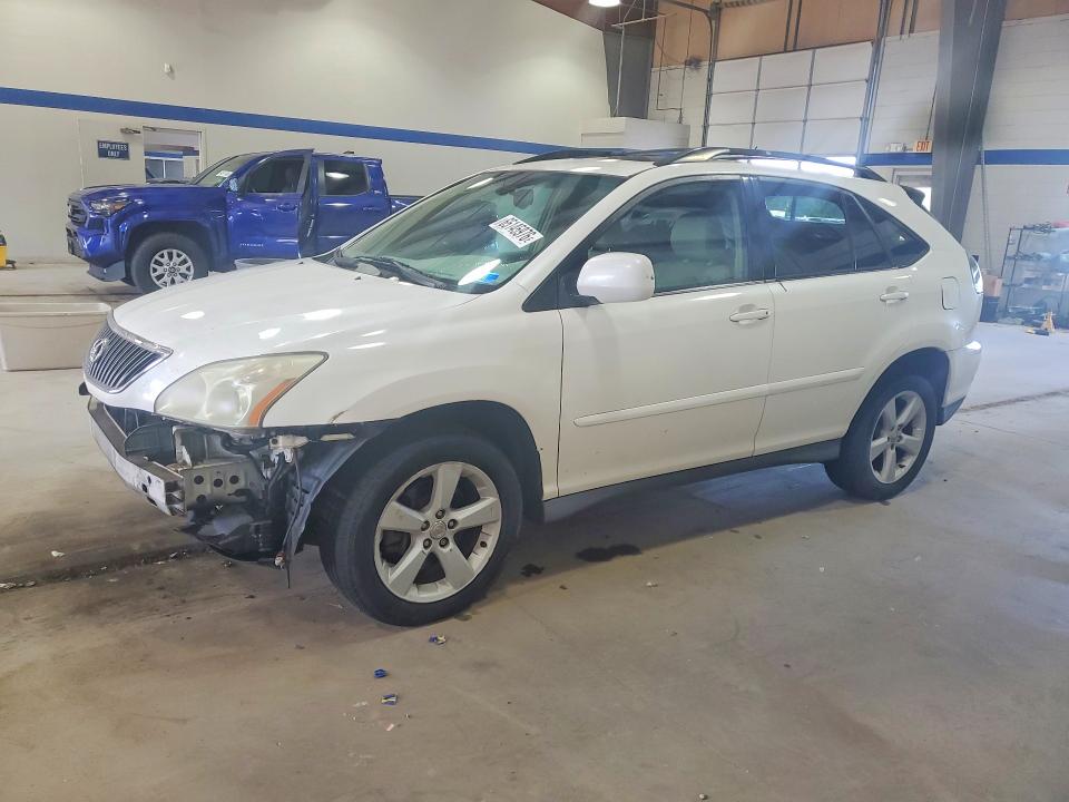 LEXUS RX 2006 with VIN 2T2HA31U06C103707 - Photo from auction