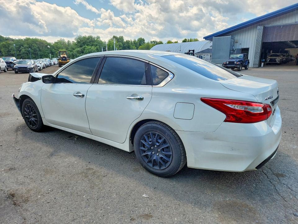 Photo 2 from auction – 2016 NISSAN ALTIMA with VIN 1N4AL3AP5GN367620