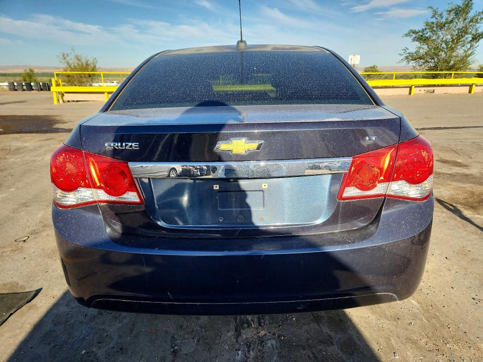 Photo 6 from auction – 2015 CHEVROLET CRUZE with VIN 1G1PC5SB0F7256066