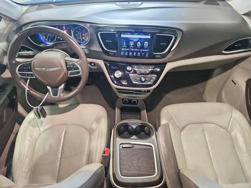 Photo 8 from auction – 2018 CHRYSLER PACIFICA with VIN 2C4RC1EG5JR102718