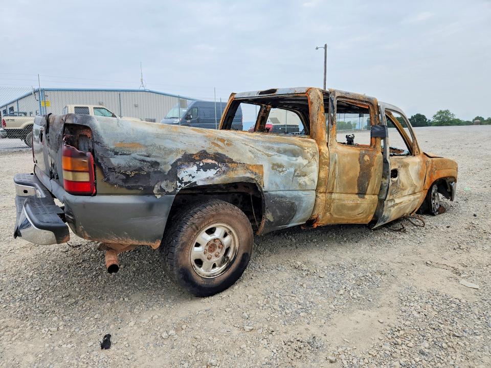 Photo 3 from auction – 2001 GMC NEW SIERRA with VIN 2GTEK19T011305538