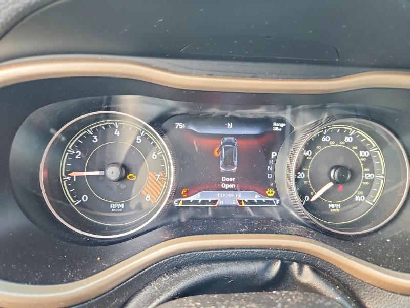 Photo 9 from auction – 2014 JEEP CHEROKEE with VIN 1C4PJMDS0EW210181