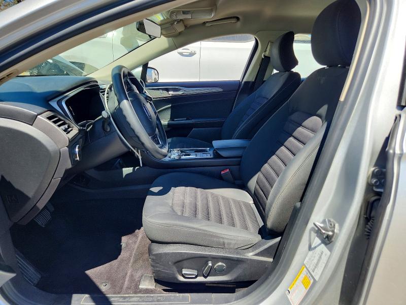 Photo 7 from auction – 2017 FORD FUSION with VIN 3FA6P0HD3HR293603