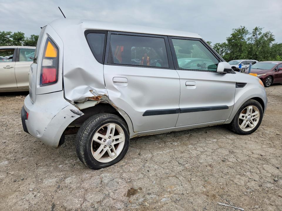 Photo 3 from auction – 2010 KIA SOUL with VIN KNDJT2A28A7704270