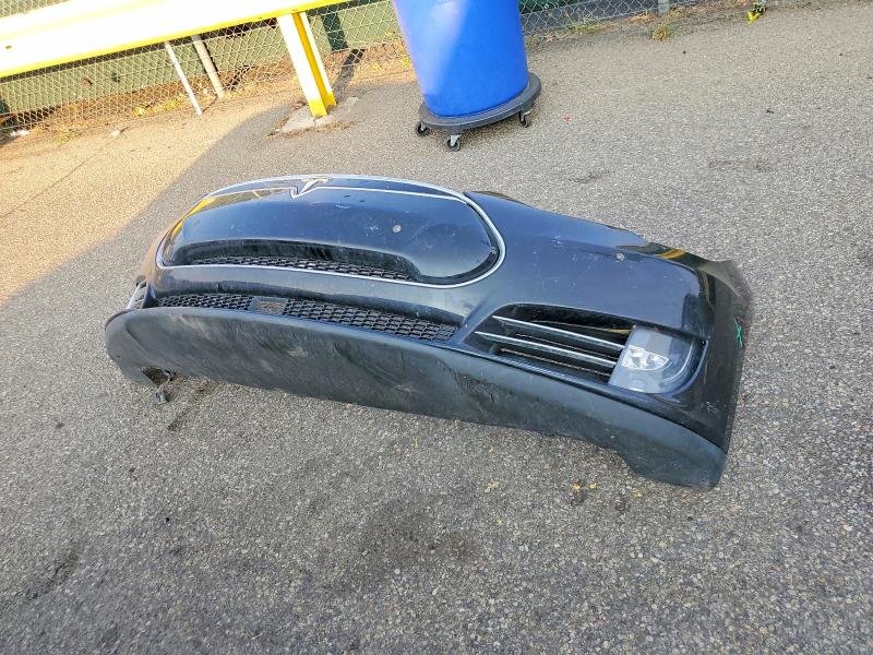 Photo 12 from auction – 2015 TESLA MODEL S with VIN 5YJSA1E25FF108842
