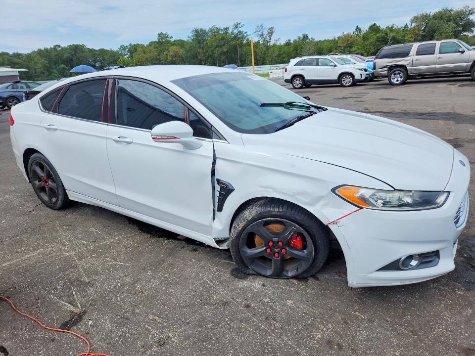 Photo 4 from auction – 2013 FORD FUSION with VIN 3FA6P0HR2DR225363
