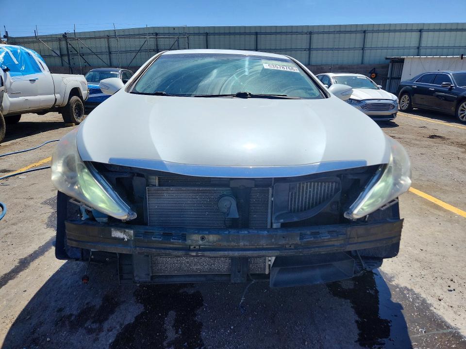 Photo 5 from auction – 2011 HYUNDAI SONATA with VIN 5NPEC4AB4BH295453