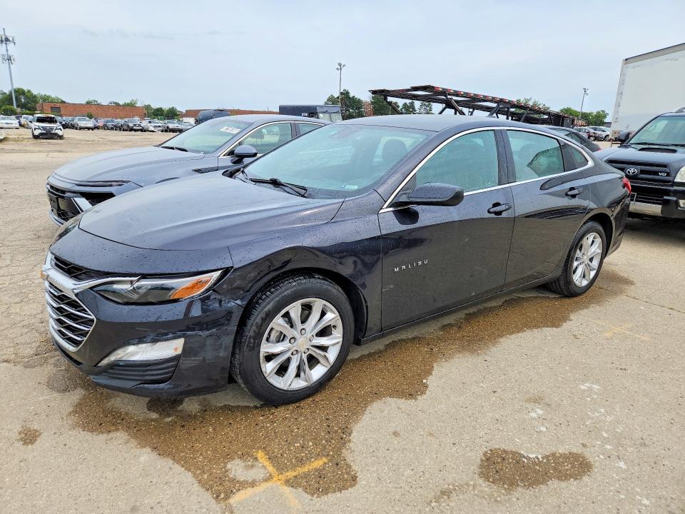 CHEVROLET MALIBU 2023 with VIN 1G1ZD5ST1PF223552 - Photo from auction
