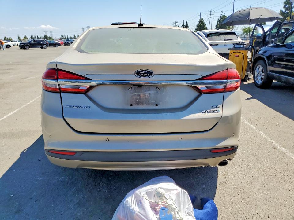 Photo 6 from auction – 2018 FORD FUSION with VIN 3FA6P0LU7JR257149