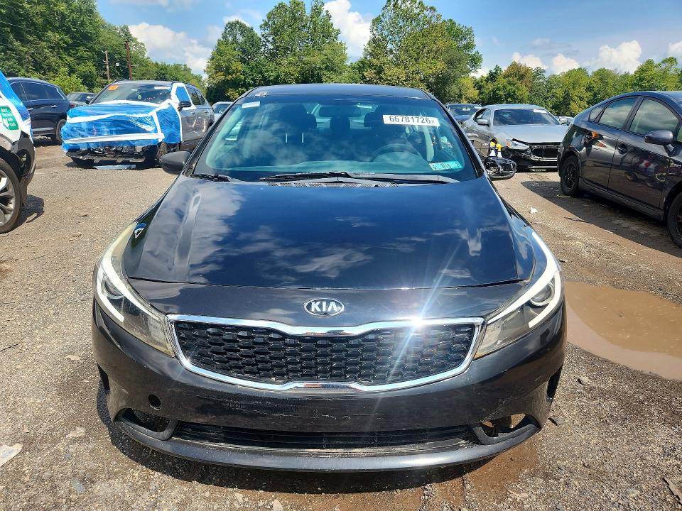 Photo 5 from auction – 2018 KIA FORTE with VIN 3KPFK4A71JE263436