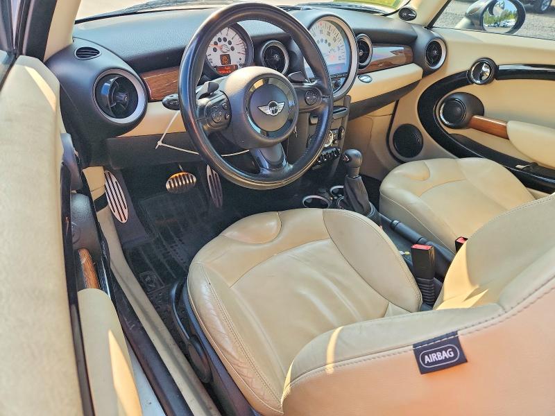 Zdjęcie 8 z aukcji – 2011 MINI COOPER z VIN WMWSV3C53BTY12863