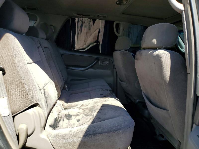 Photo 11 from auction – 2003 TOYOTA SEQUOIA with VIN 5TDBT44A53S199526