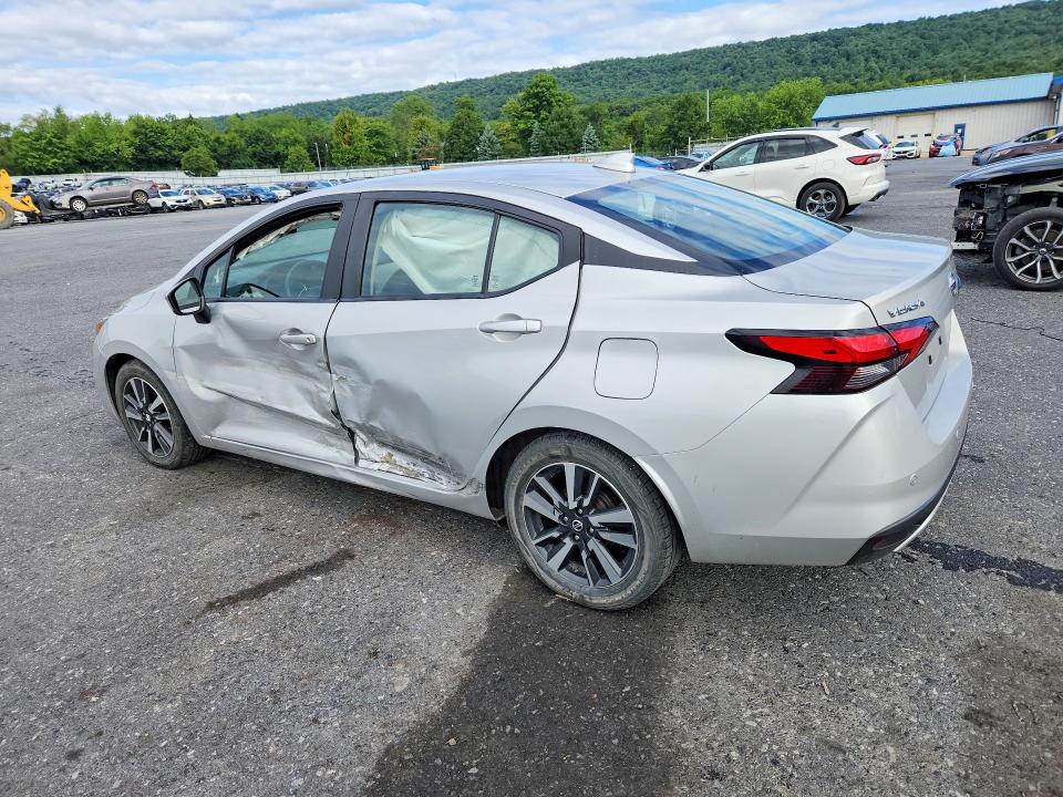 Снимка 2 от търг – 2021 NISSAN VERSA с VIN 3N1CN8EV2ML839645
