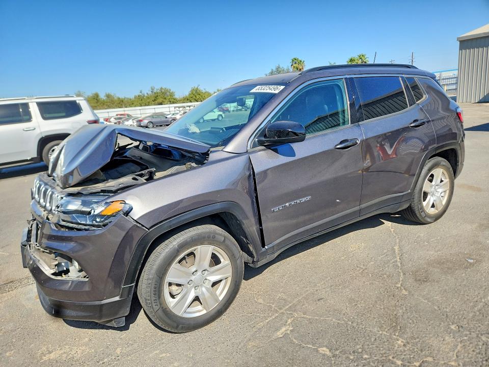 JEEP COMPASS 2022 with VIN 3C4NJCBB7NT106703 - Photo from auction