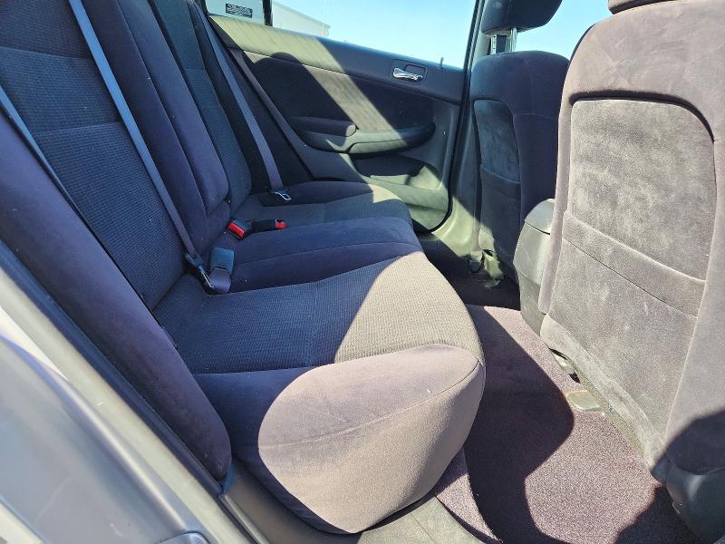 Photo 10 from auction – 2004 HONDA ACCORD with VIN JHMCM56434C026393