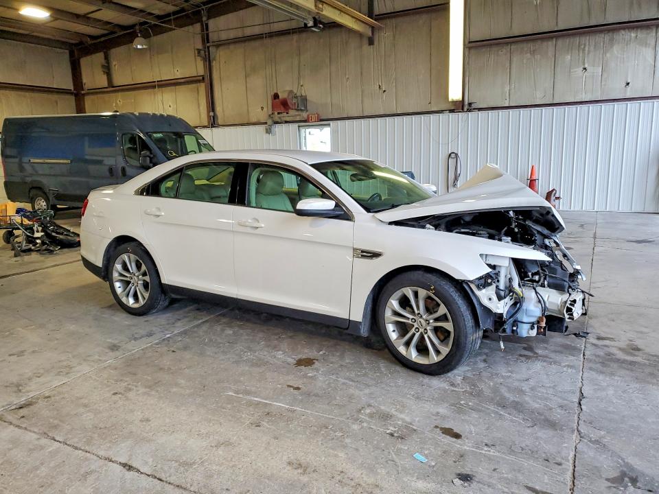 Photo 4 from auction – 2013 FORD TAURUS with VIN 1FAHP2E80DG142358