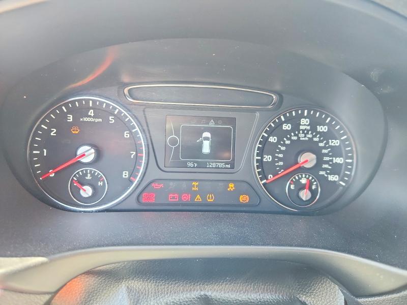 Photo 9 from auction – 2016 KIA SORENTO with VIN 5XYPHDA1XGG031928