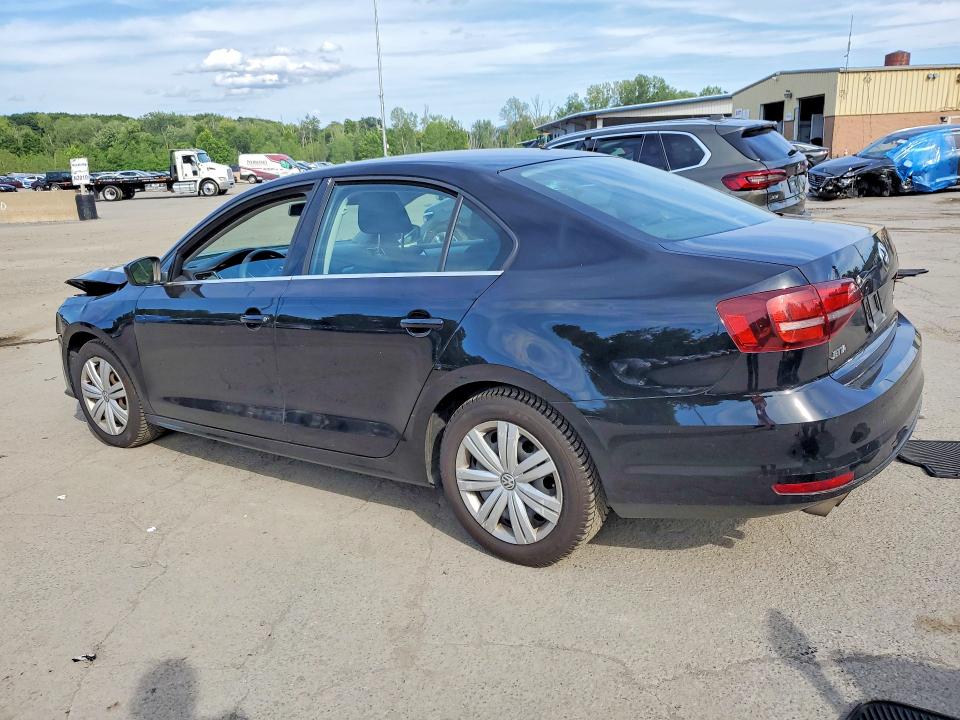 Photo 2 from auction – 2017 VOLKSWAGEN JETTA with VIN 3VW2B7AJ7HM400162